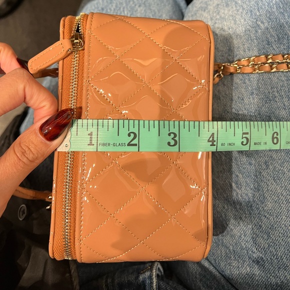 CHANEL Timeless Classic Handle Clutch Chain Patent Calfskin Shiny Gold Hardware - Picture 13 of 14